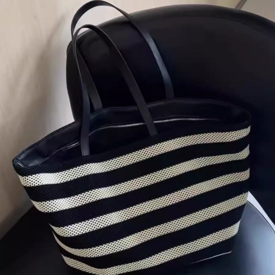Chic Black and White Striped Tote Bag – Woven Large-Capacity Shoulder Bag for Women, Perfect Light Vacation & Shopping Tote Bag