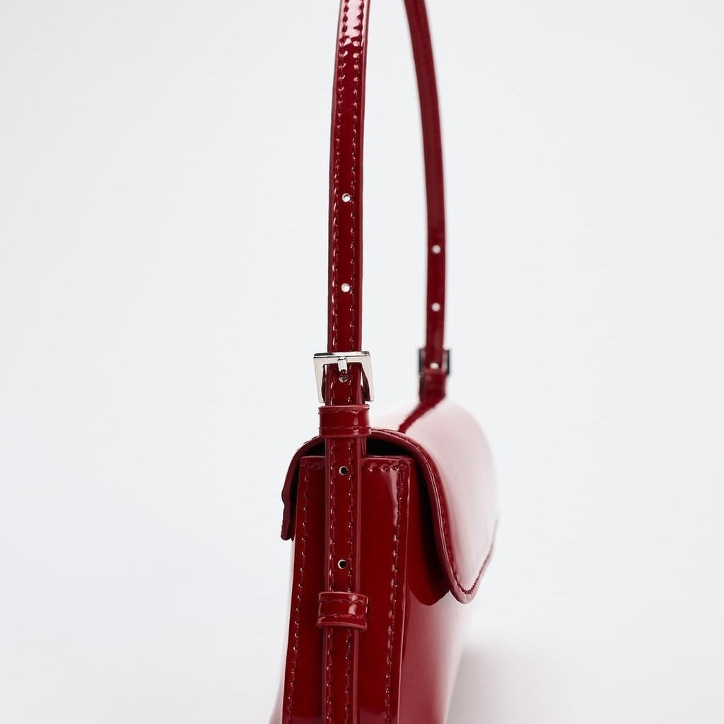 Elegant Red Baguette Armpit Bag - Must-Have Autumn Fashion Simple Commuter & Retro Shoulder Bag hobo