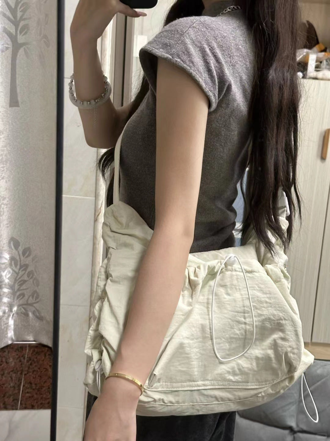 Design nylon lightweight tote bag, women's large capacity drawstring casual crossbody bag, versatile shoulder crossbody bag