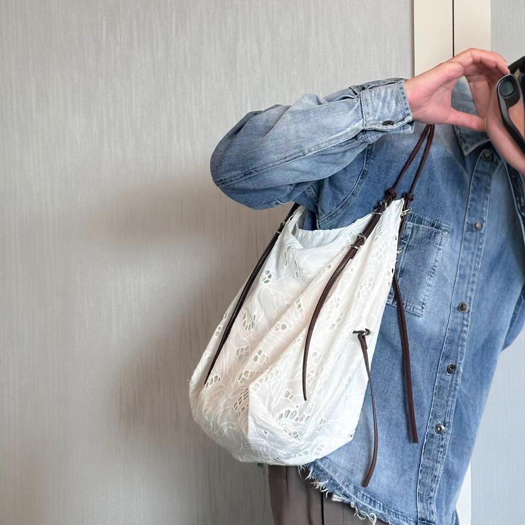 White large capacity hobo purse, embroidered shoulder bag, tote bag, commuter underarm bag