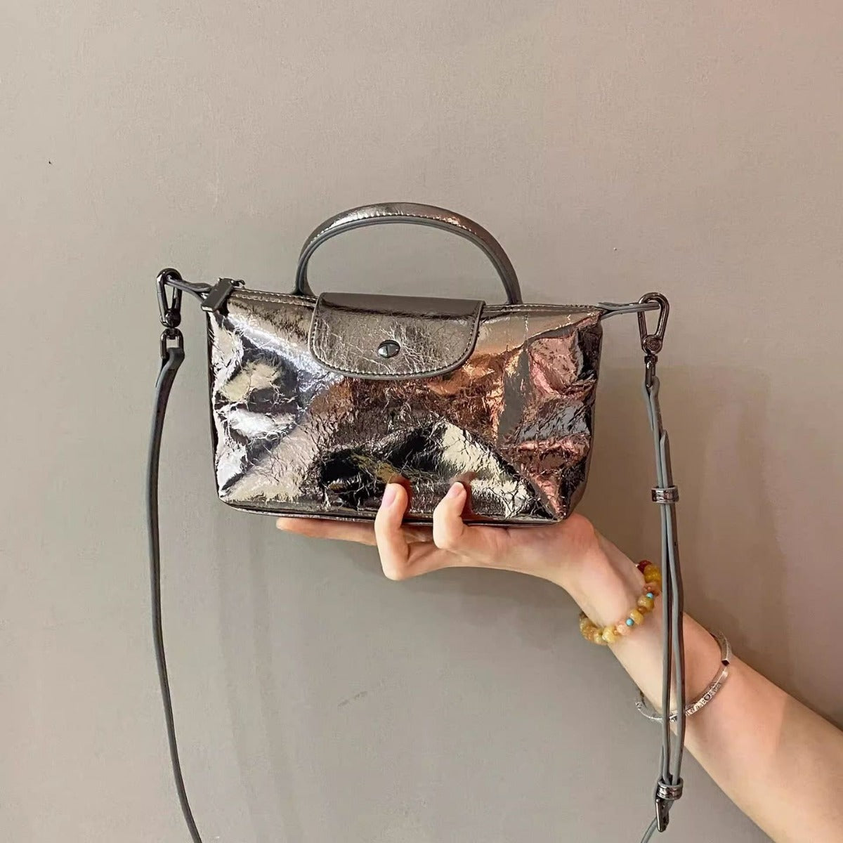 Spring and summer burst metallic mini tote bag, mini shoulder bag with crossbody strap, silver mini tote bag versatile women's bag