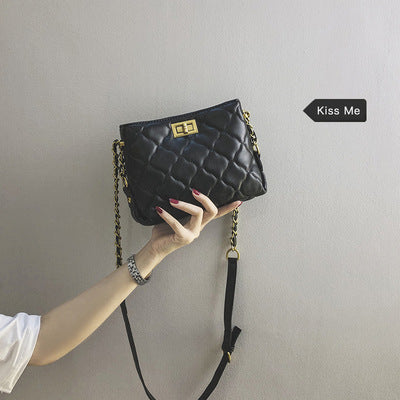 Mini crossbody purse women, spring and summer women's bags popular fashion versatile diamond chain crossbody bag,
