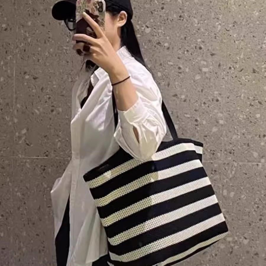 Chic Black and White Striped Tote Bag – Woven Large-Capacity Shoulder Bag for Women, Perfect Light Vacation & Shopping Tote Bag