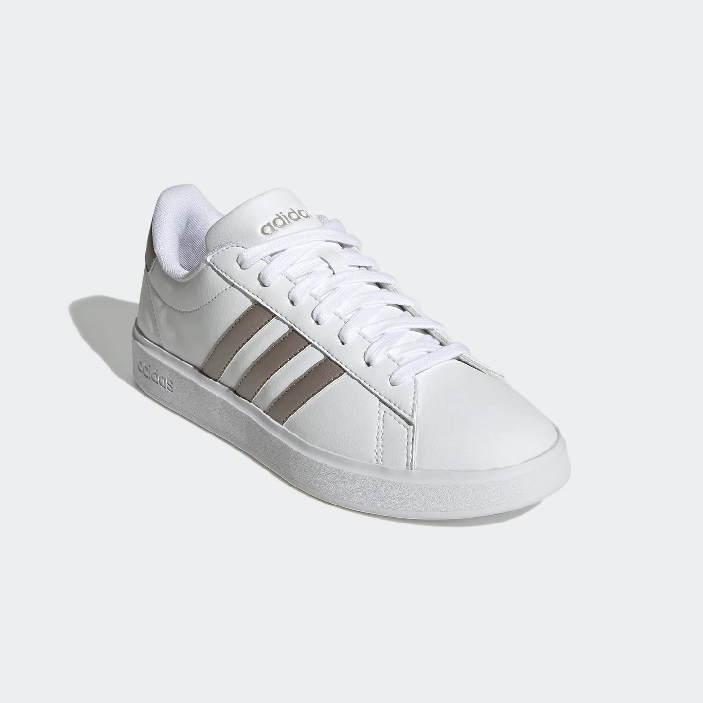 adidas Women's Sneakers 7.5 White/Platin Metallic/Platin Metallic - # GIAA73710001