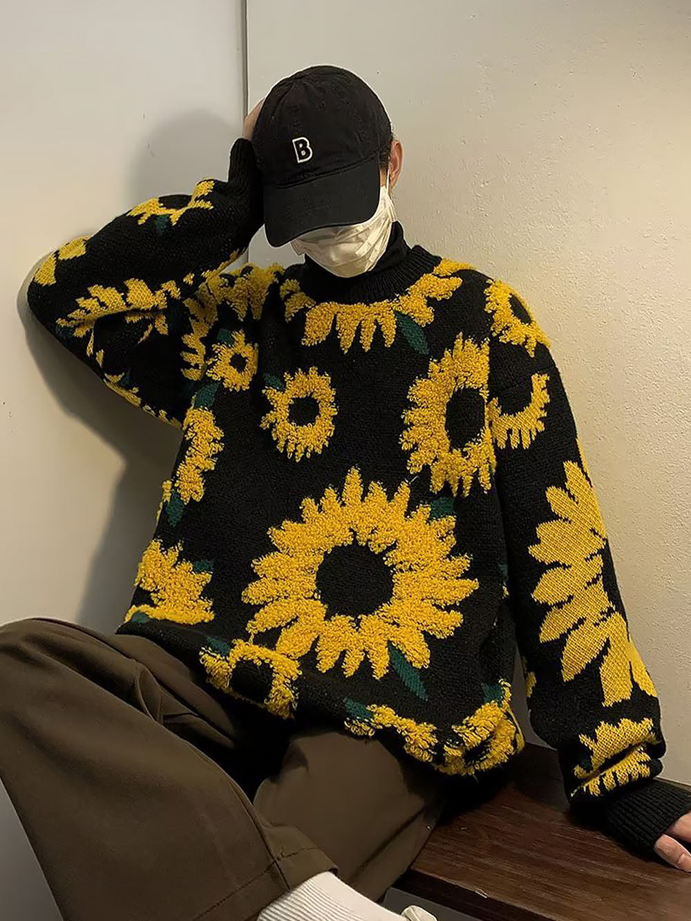 Sunflower Pattern Embroidery Knit Sweater | NCS