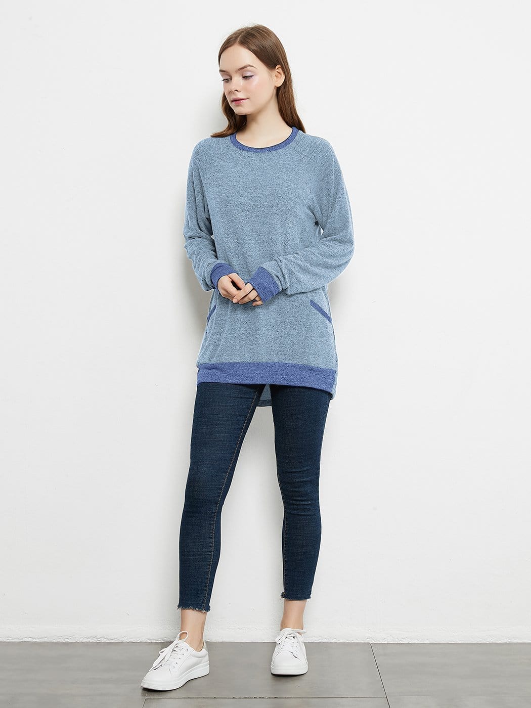 Long Sleeve Round Neck Casual T Shirts Blouses Sweatshirts Tunic Tops with Pocket