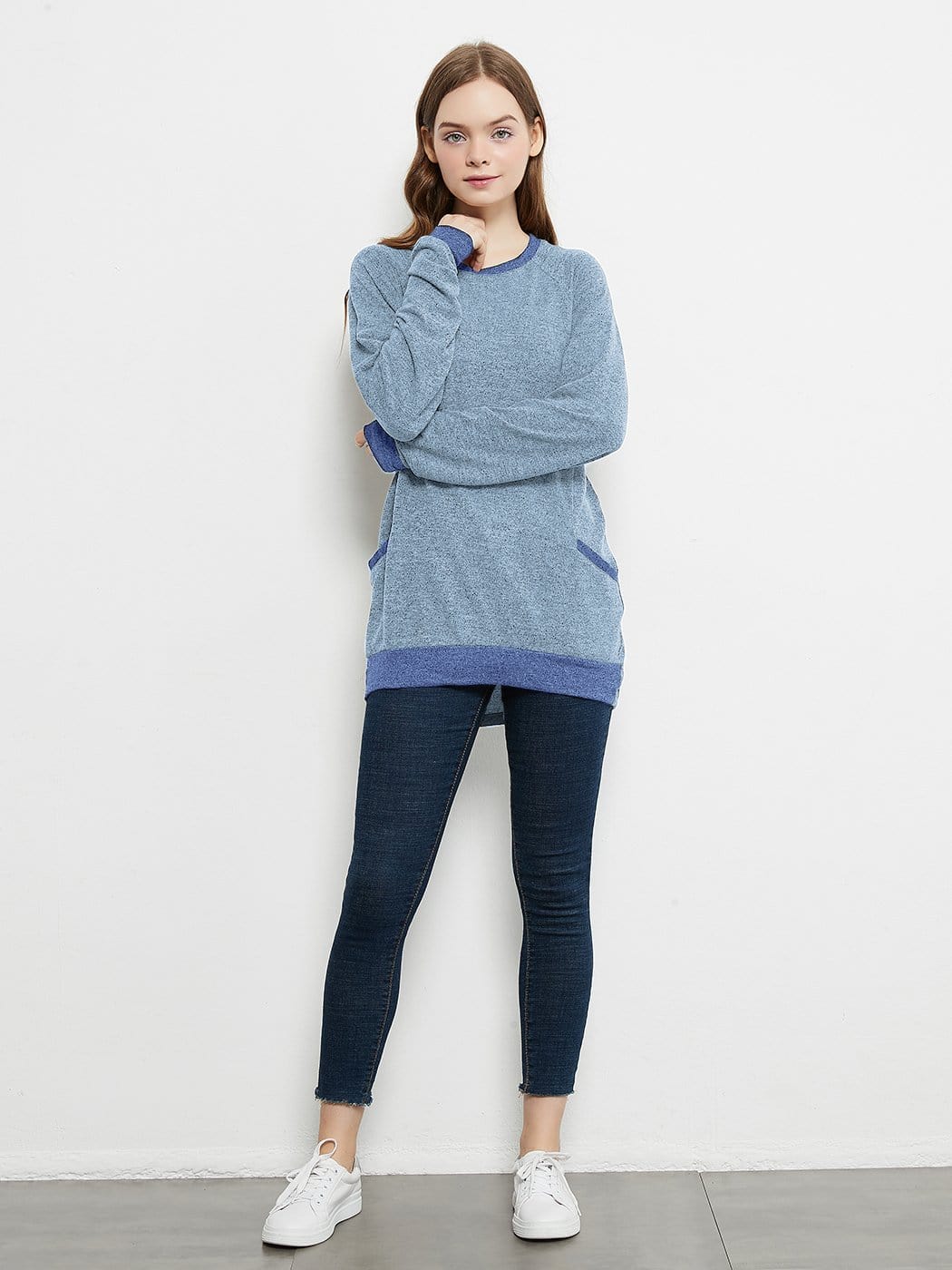 Long Sleeve Round Neck Casual T Shirts Blouses Sweatshirts Tunic Tops with Pocket