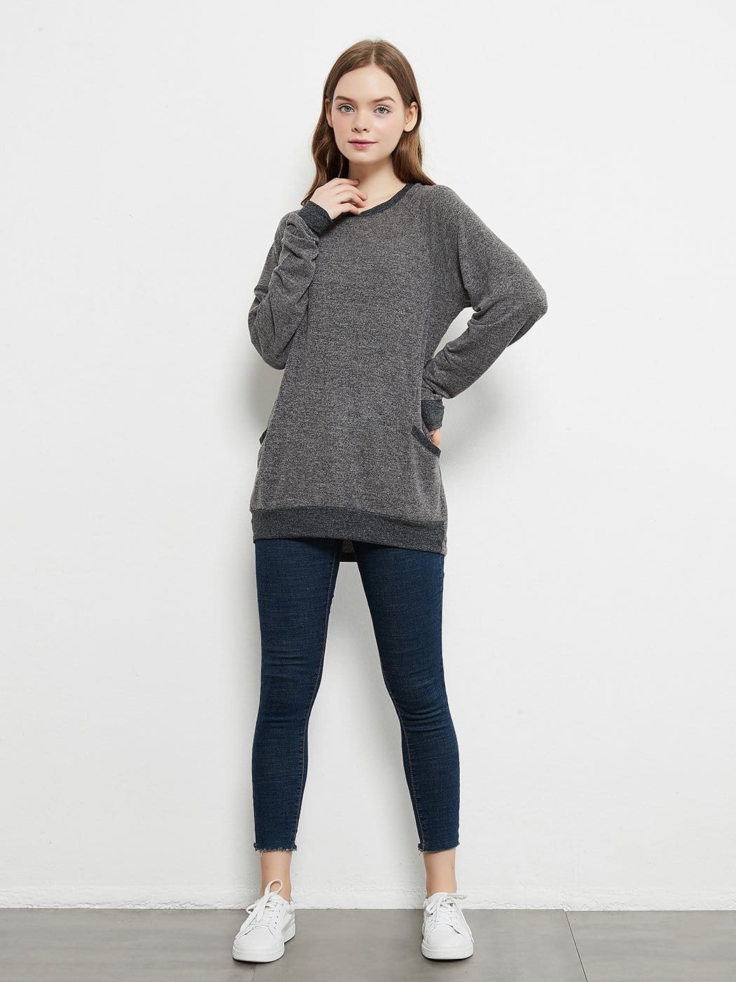 Long Sleeve Round Neck Casual T Shirts Blouses Sweatshirts Tunic Tops with Pocket