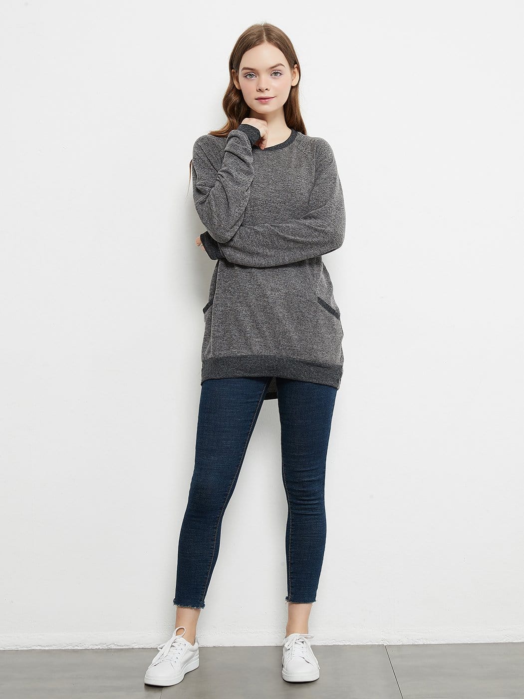 Long Sleeve Round Neck Casual T Shirts Blouses Sweatshirts Tunic Tops with Pocket