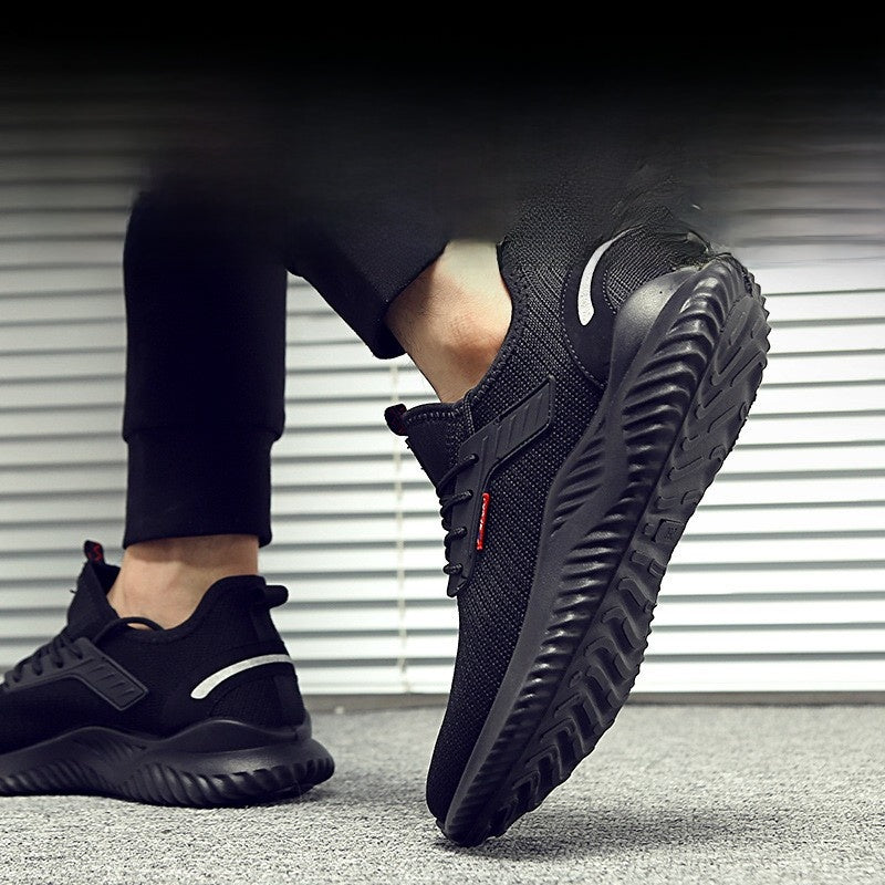 Anti-slip and wear-resistant safety shoes