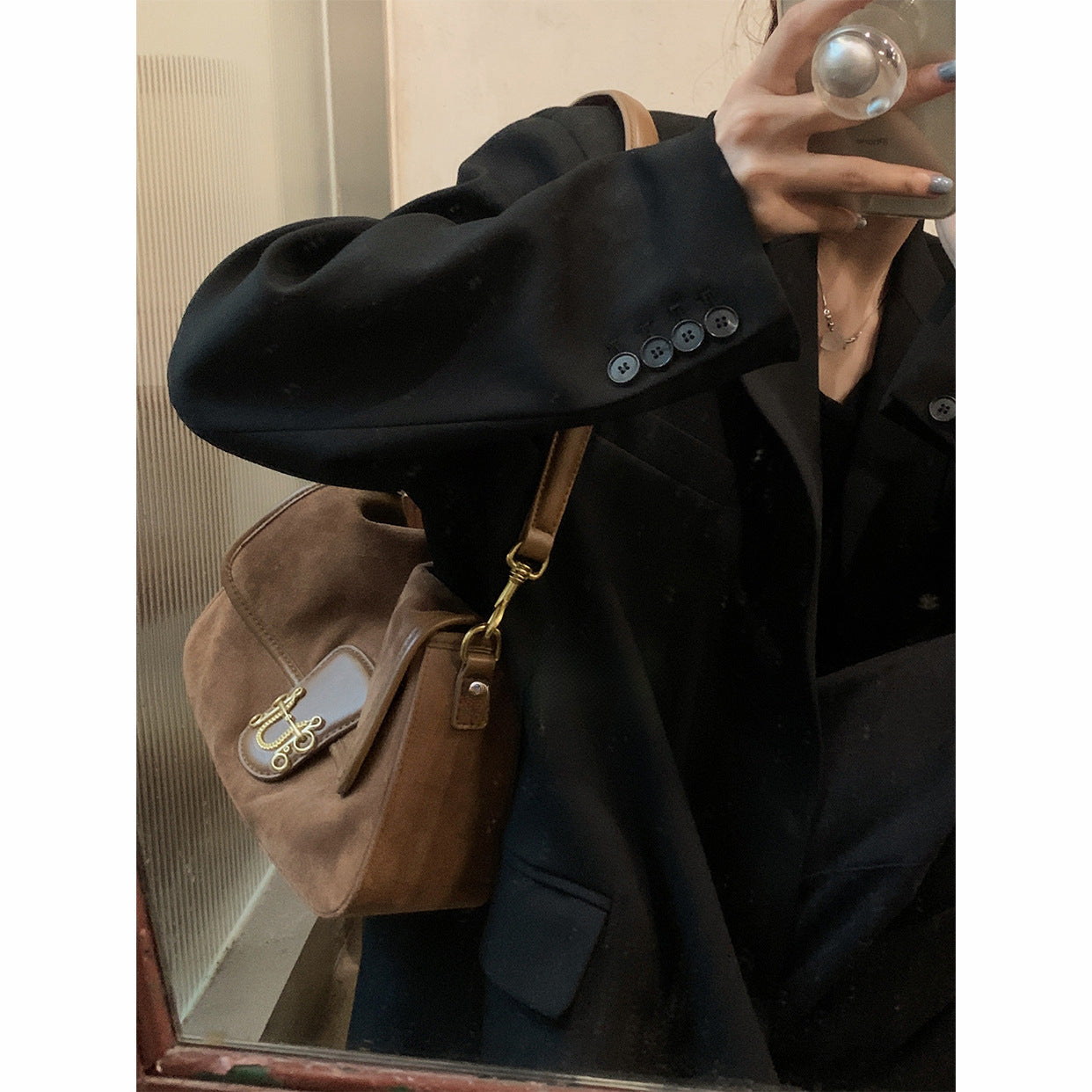 Elegant Autumn Soft Suede Underarm Bag - Stylish Crossbody Shoulder Bag with Large Capacity for Versatile Women