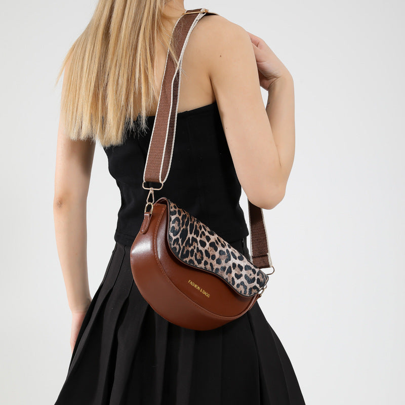 Single-shoulder underarm saddle bag