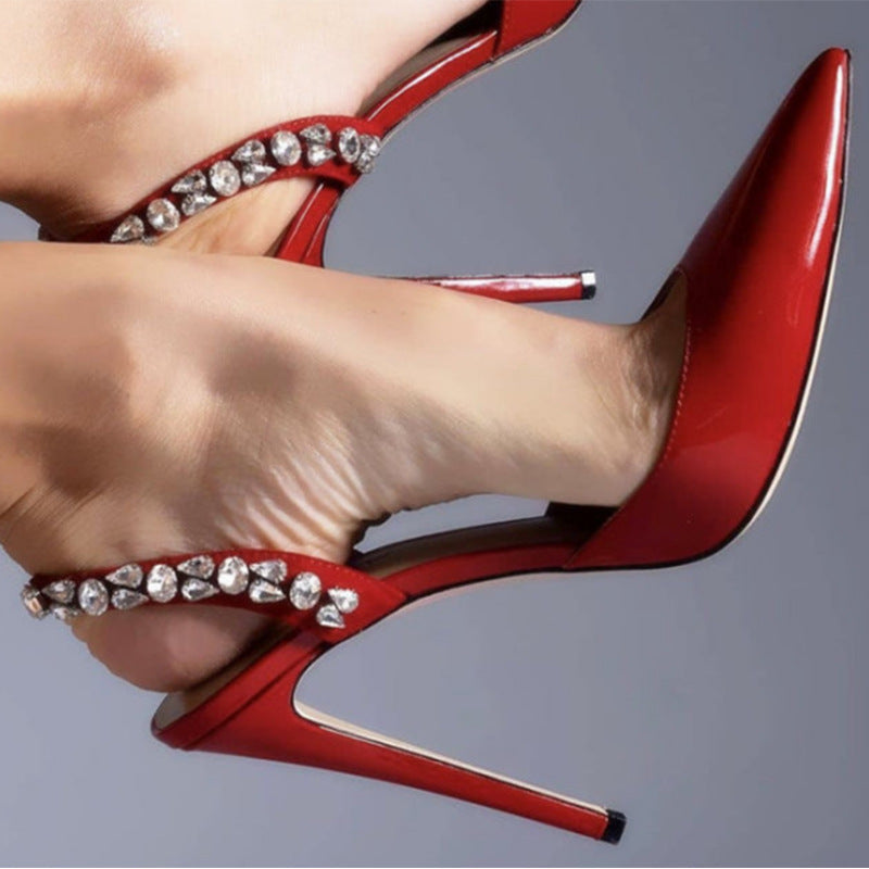 Spiked sideless pointed-toe high-heeled shoes