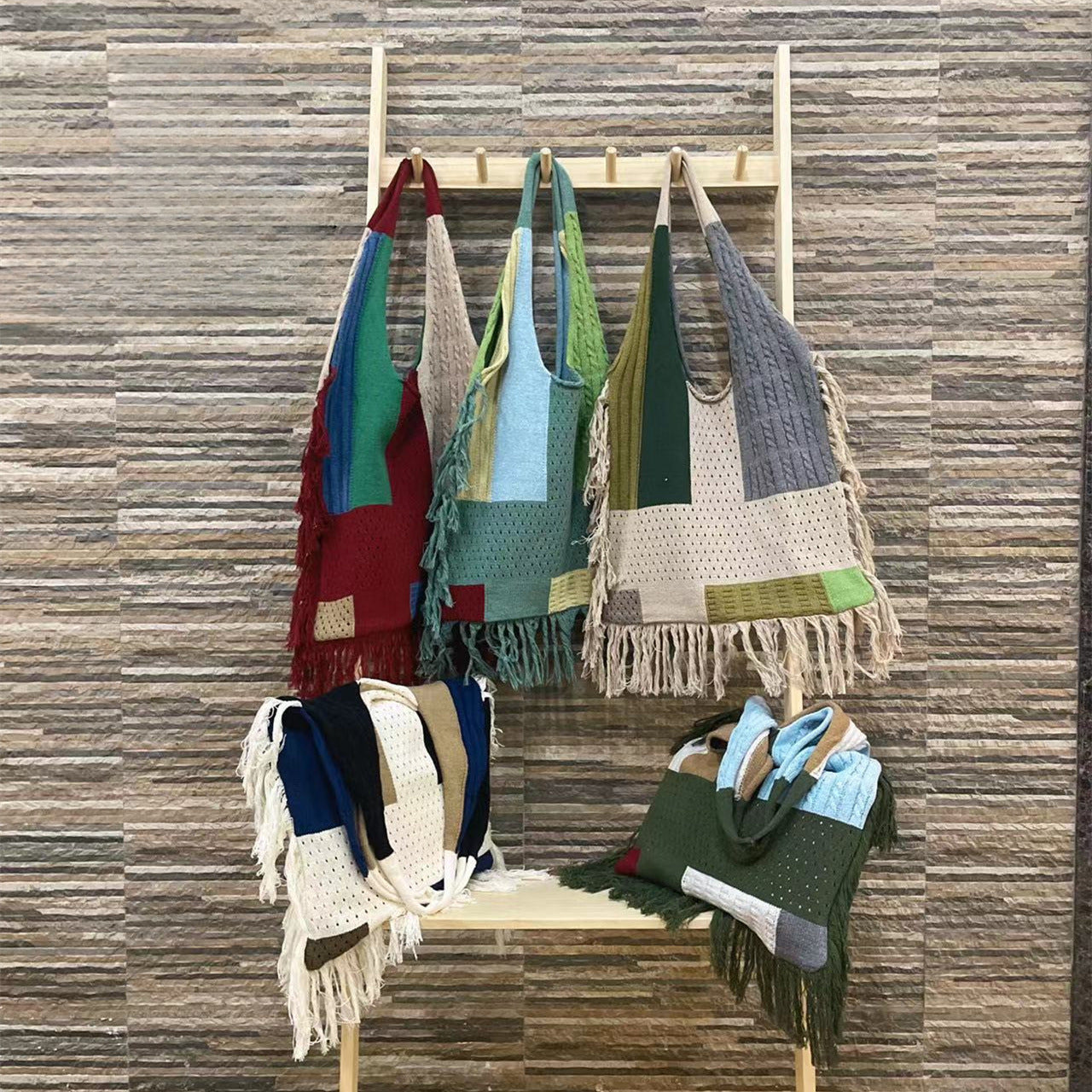 Tassel bag women, splicing knitted shoulder bag, simple and versatile retro knitted bag hobo