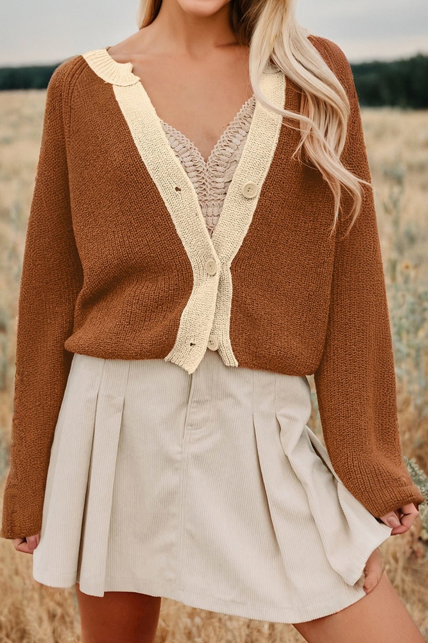 Contrast Trim Buttoned V-Neck Cropped Cardigan