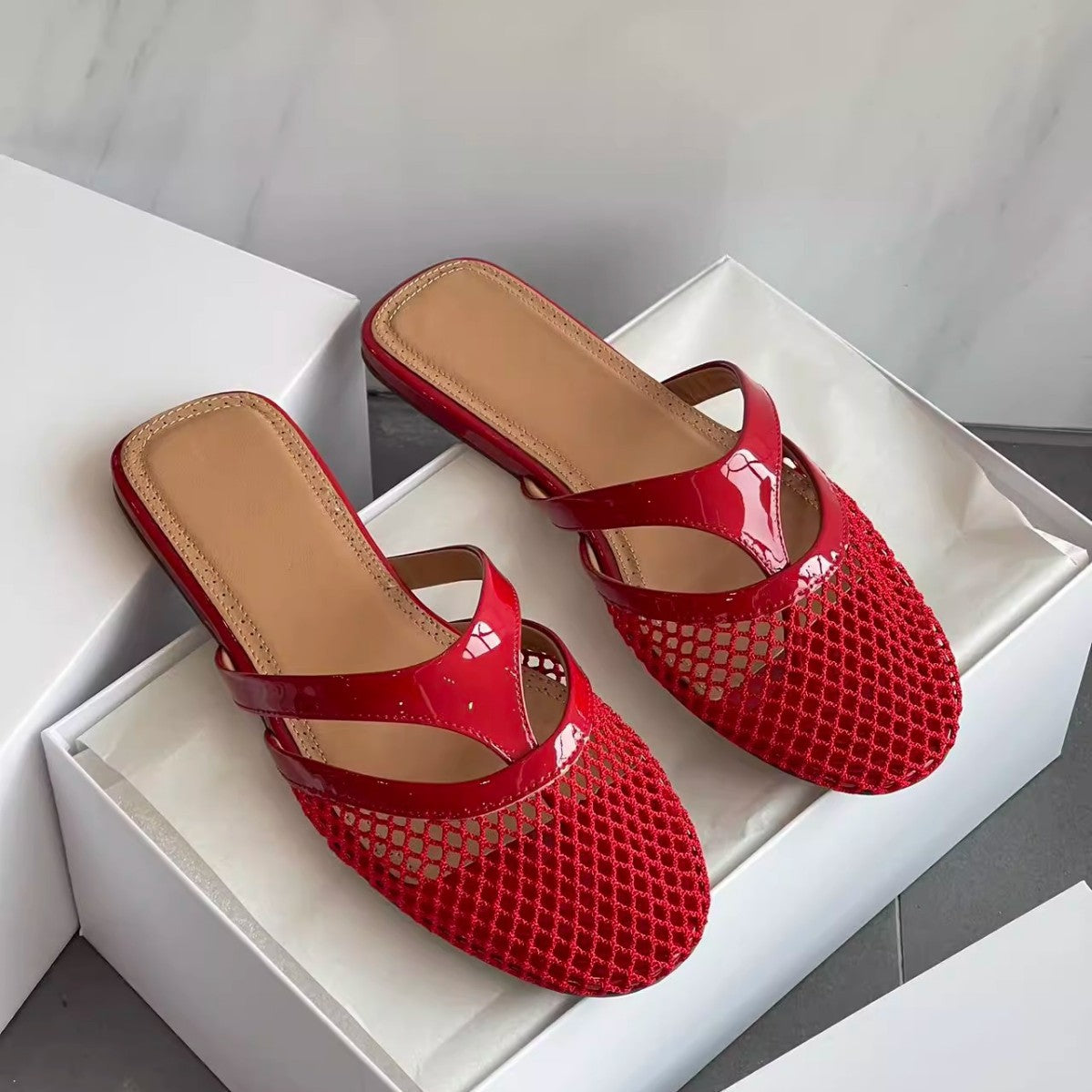 Breathable Hollow Flip-Flop Sandals