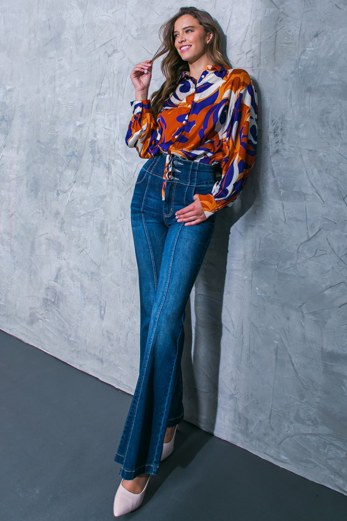 COME AROUND TO YOU WOVEN TOP