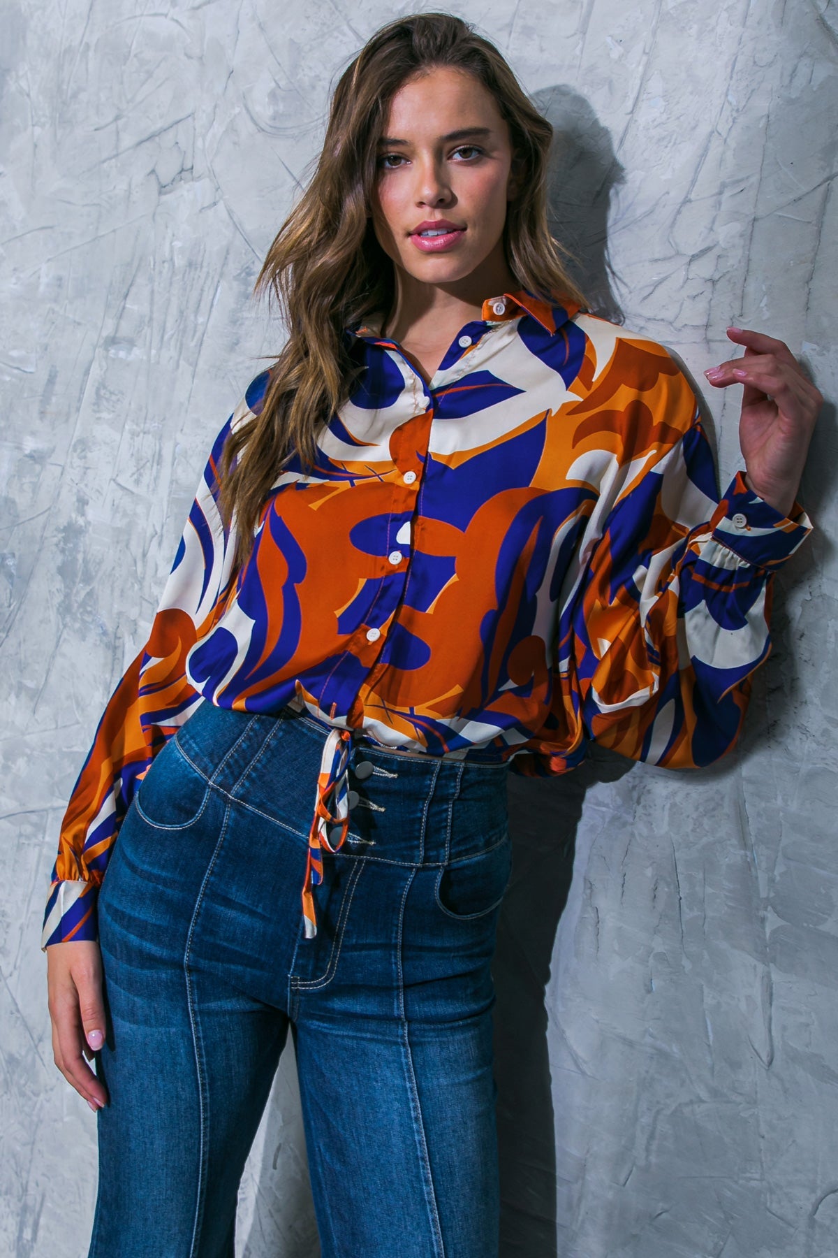 COME AROUND TO YOU WOVEN TOP