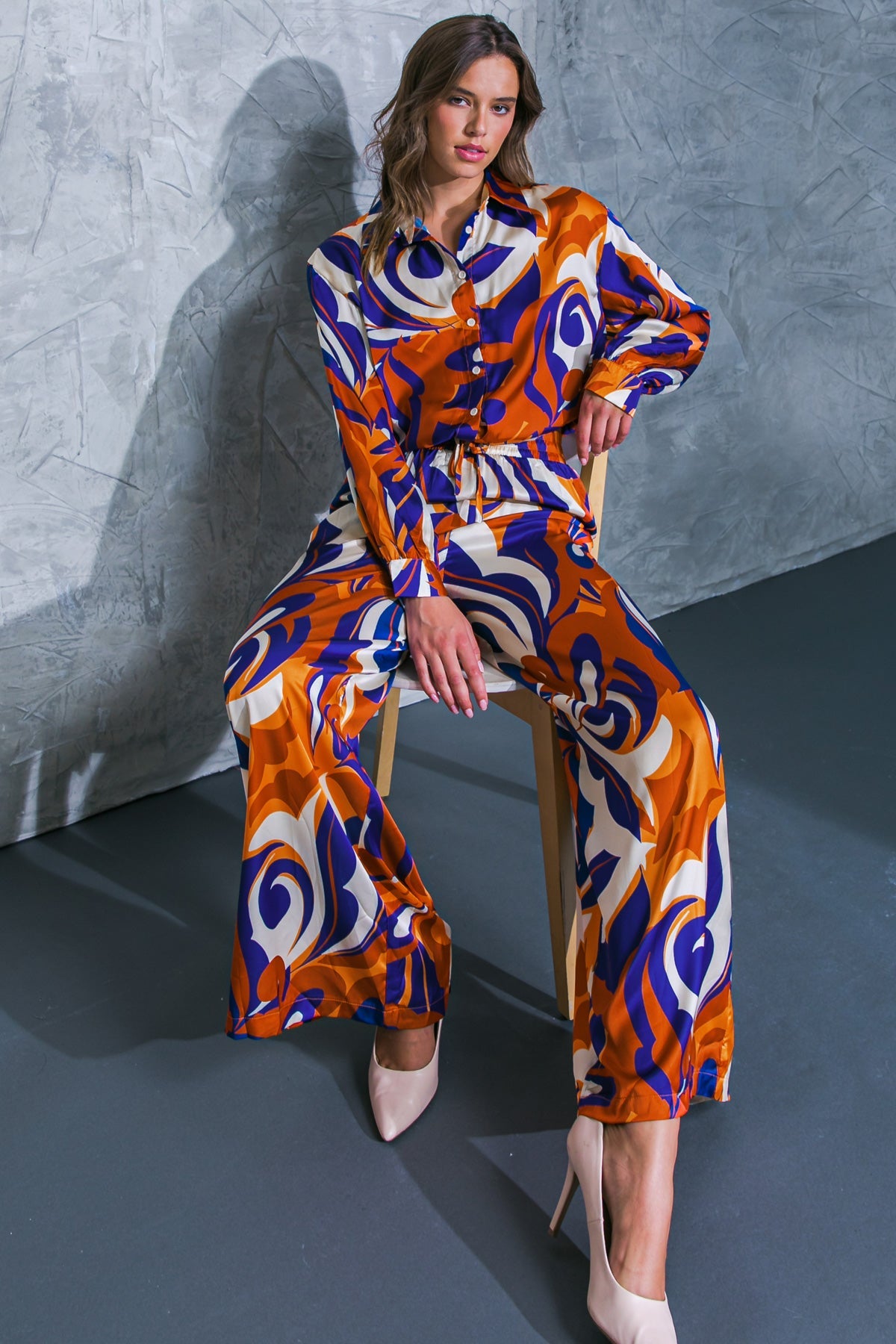 COME AROUND TO YOU WOVEN TOP