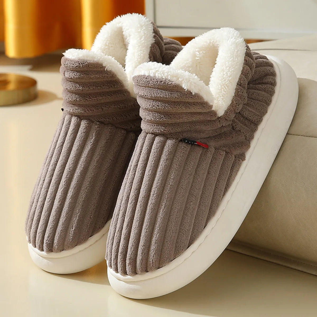 Warm Fur Slippers For Men and Women - # GIAA73610005