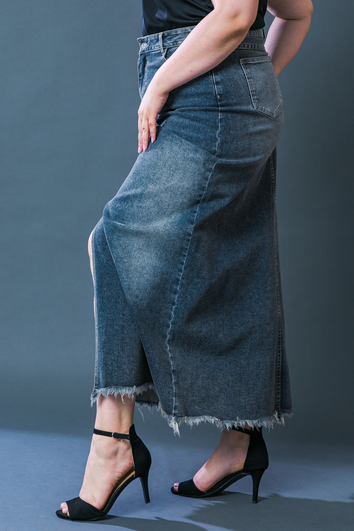 MAJESTIC PERFECTION DENIM SKIRT